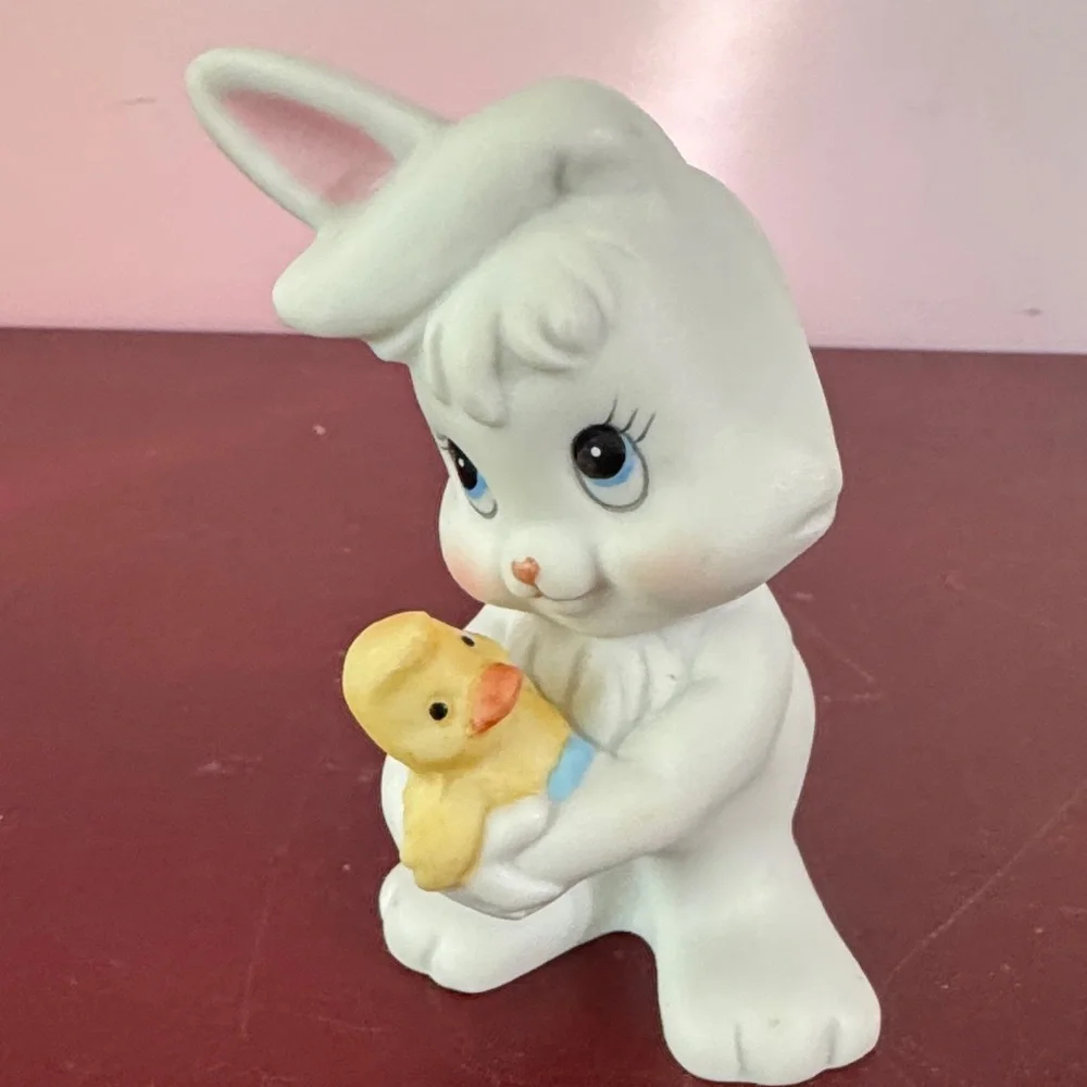 Vintage Homco White and Yellow Ceramic Easter Bunny Figurines 1980’s- 1990’s